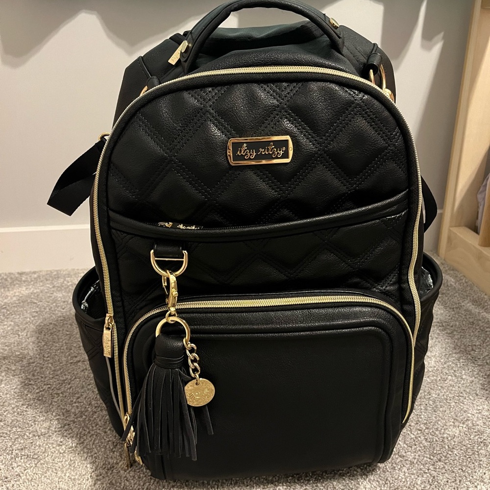 Itzy Ritzy Boss Plus Diaper Bag